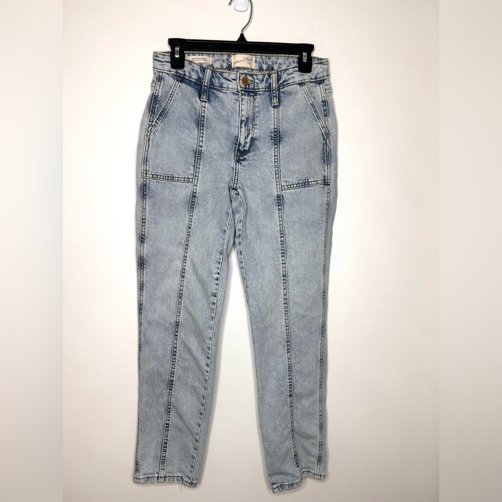 Universal Thread High Rise Slim Straight Jean Sz 26/2 Light wash Seam Boho 90s